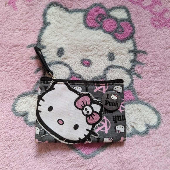 Hello Kitty punk coin purse - Picture 5 of 5